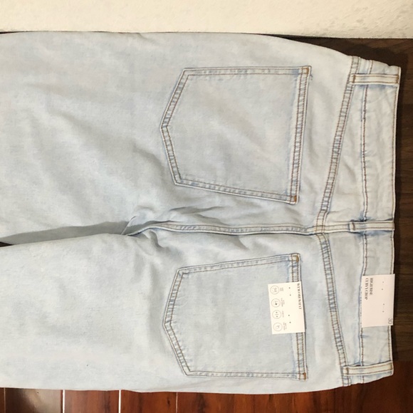 WeWoreWhat High Rise Curvy Crop Jeans Super Light 30 - Picture 10 of 12